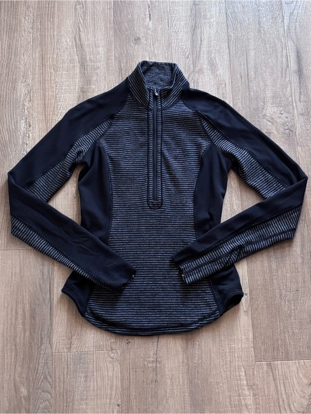 Lululemon Run: U-Turn Pullover *Reversible Heathered / Striped